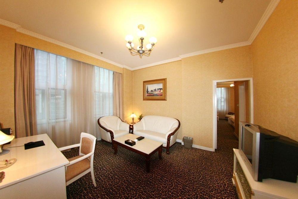 Chongqing Milky Way Hotel מראה חיצוני תמונה